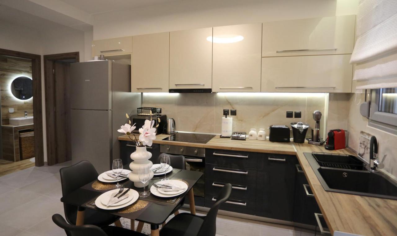 La Larissa Luxury Apartments Koronis エクステリア 写真