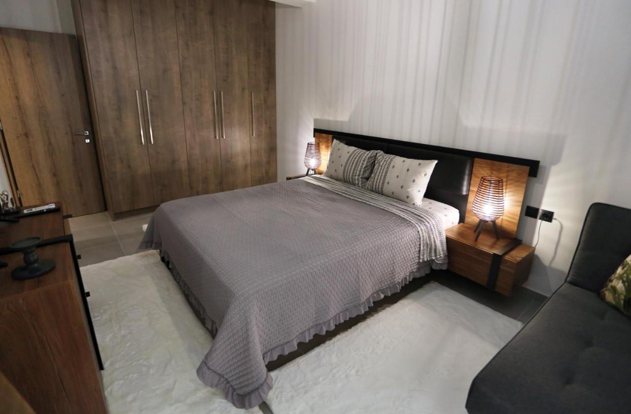 La Larissa Luxury Apartments Koronis エクステリア 写真